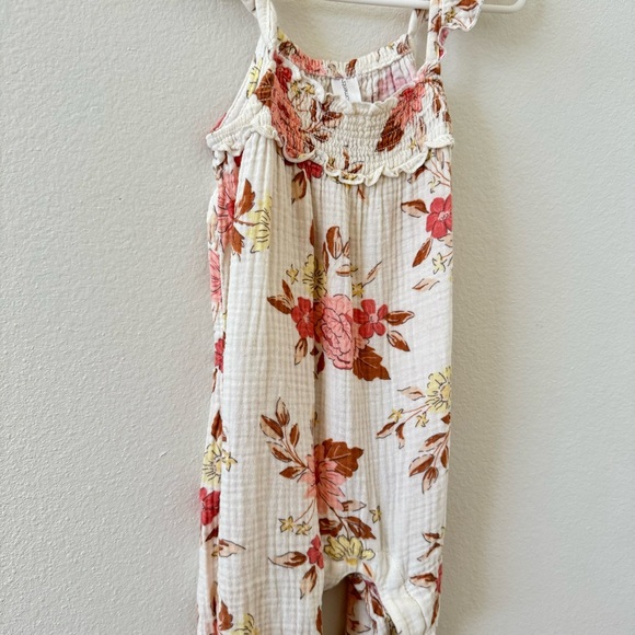 Floral Romper - Picture 2 of 3